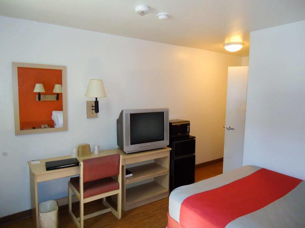 Motel 6-Lumberton, Nc 외부 사진